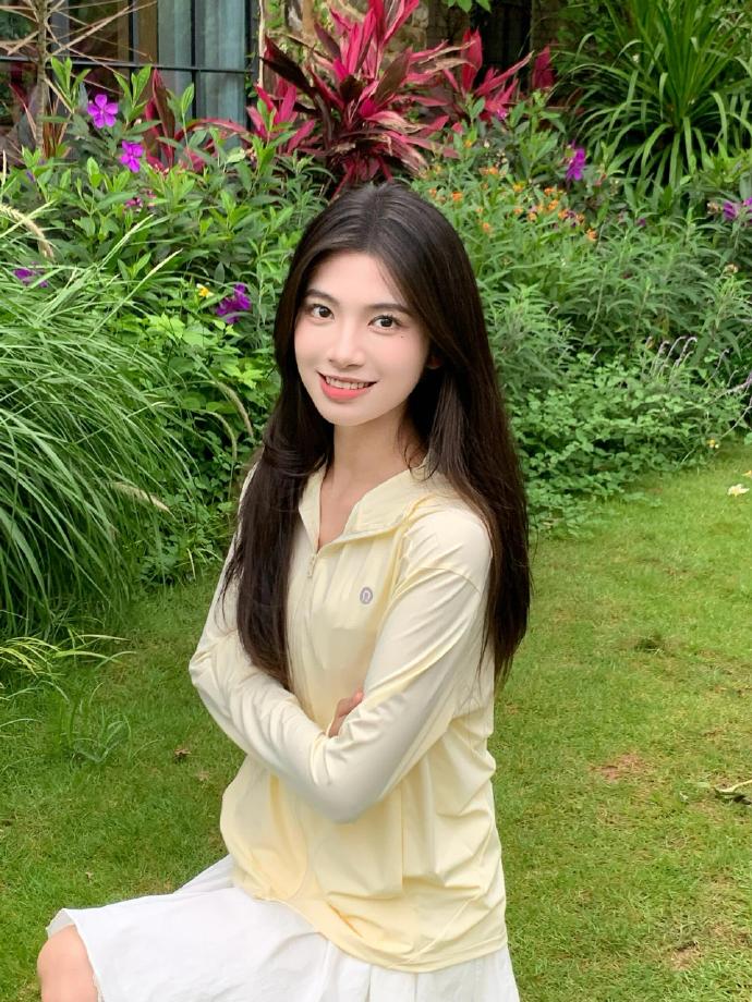 假面女郎 封面